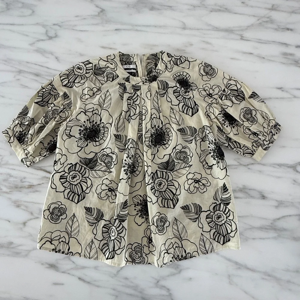 CO Embroidered Floral Puff Sleeve Top - FW18 - Size S - Picture 4 of 4